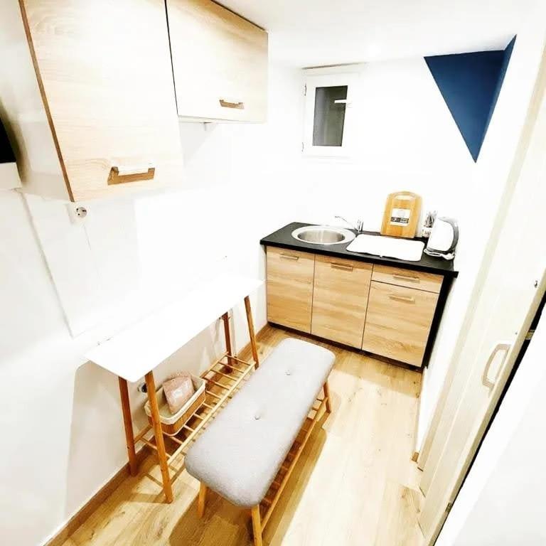 דירות אתונה Velestinou Private Maisonette מראה חיצוני תמונה