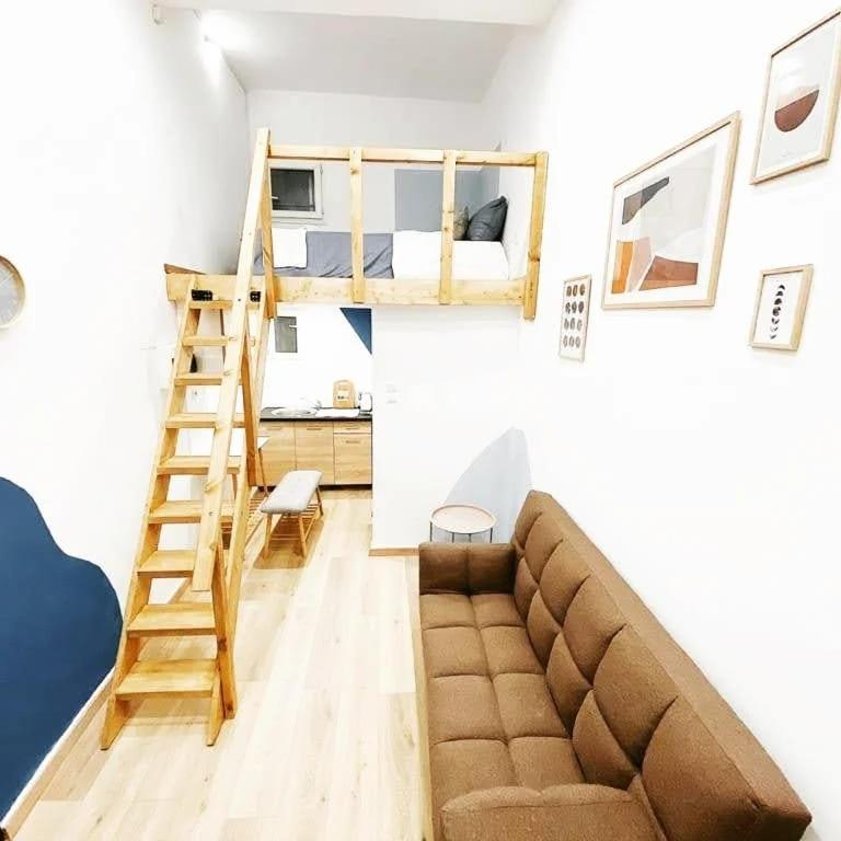 דירות אתונה Velestinou Private Maisonette מראה חיצוני תמונה