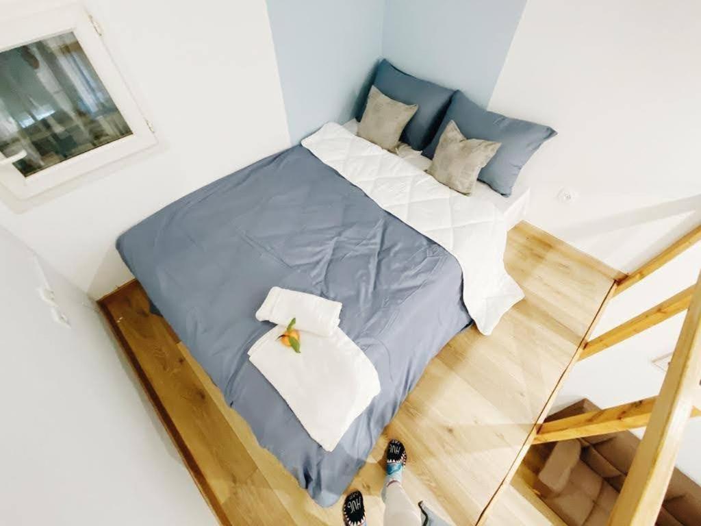 דירות אתונה Velestinou Private Maisonette מראה חיצוני תמונה