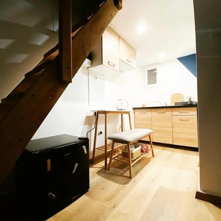 דירות אתונה Velestinou Private Maisonette מראה חיצוני תמונה