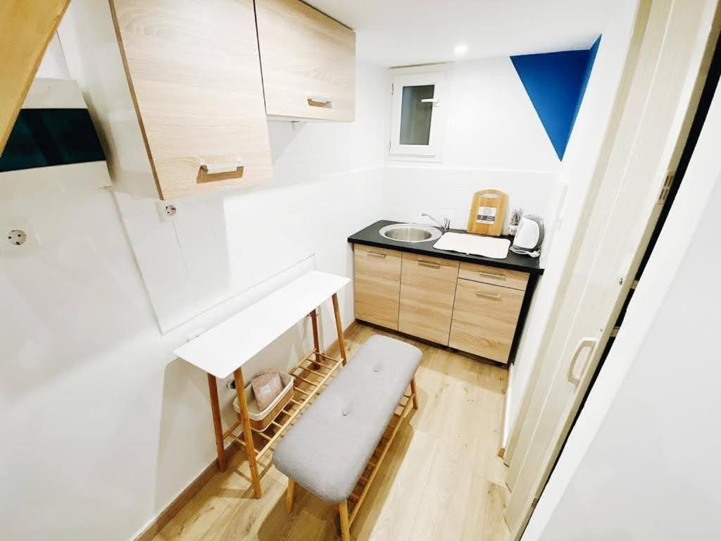 דירות אתונה Velestinou Private Maisonette מראה חיצוני תמונה